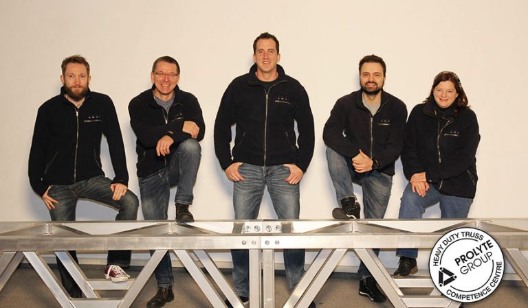 Bühnentechnik-Team der Firma cast