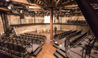 Neueste Lichttechnik von ETC für historisches Theater in Tallinn