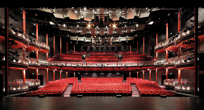 Innenansicht des Duisburger Theaters am Marientor