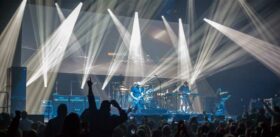 High End Systems SolaHyBeams für G3-World Tour