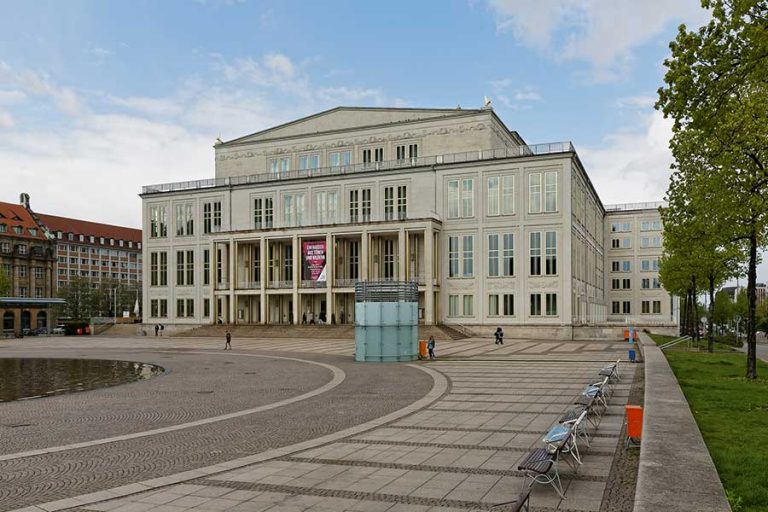Oper Leipzig Außenansicht