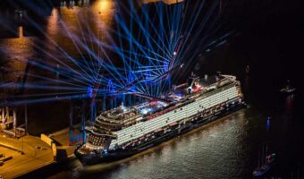 Schiff ahoi mit wetterfesten Movinglights von ELATION