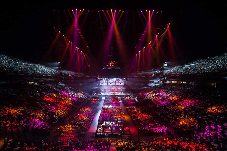 Lanxess Arena inside