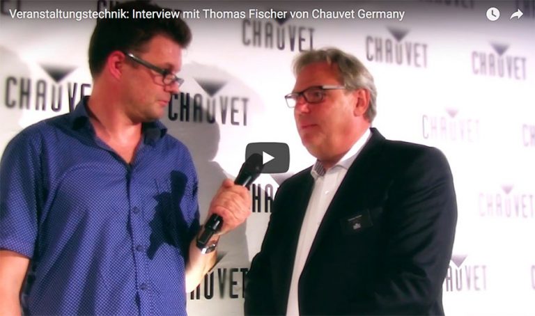 Thomas Fischer von Chauvet Germany (rechts) im Interview mit Markus Wilmsmann von mothergrid.