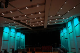 LED-Saalbeleuchtung für Stadthalle Deggendorf