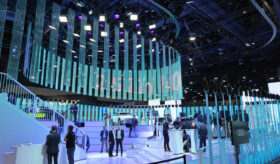 tennagels Medientechnik mit effektvoller LED-Installation auf der CES Las Vegas