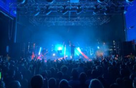 Papa Roach auf Tour mit GLP impression und JDC1 Strobes