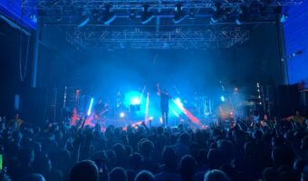 Papa Roach auf Tour mit GLP impression und JDC1 Strobes