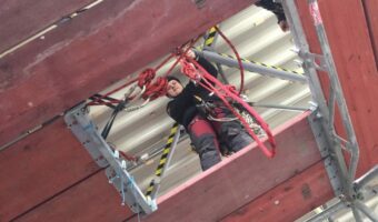 DEAplus sorgt mit „Rettungsriggern“ für mehr Sicherheit in der Branche