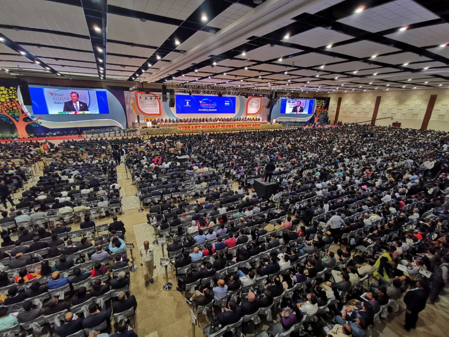 Vibrant Gujarat Global Summit 2019 - 6.000 m² große Kongresshalle mit 2 Unite AP4 Access Points. # © beyerdynamic