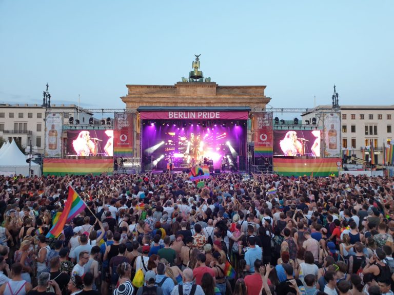 Christopher Street Day Brandenburger Tor