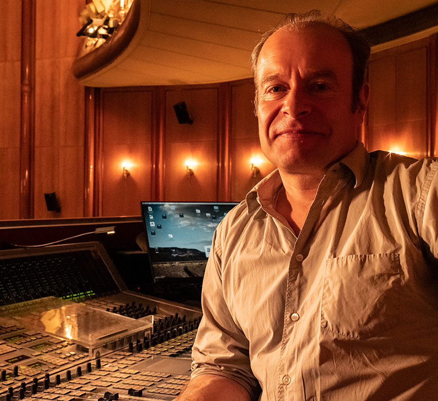 Klaus Dobbrick, Leiter der Abteilung Ton/Video an der Volksbühne Berlin.