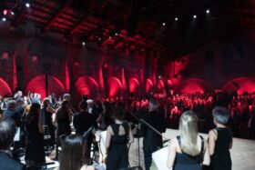 RCF feiert 70 Jahre Firmenjubiläum mit Andrea Bocelli