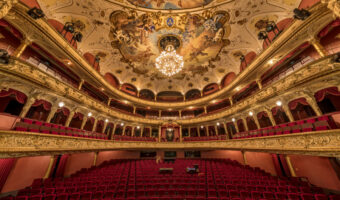 Sennheiser Digital 6000 überzeugt Hessisches Staatstheater Wiesbaden