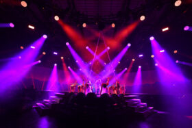 120 CHAUVET Professional Fixtures begleiten Kinderlachen Gala 2019