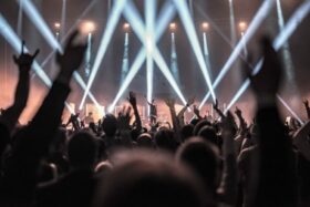 Papa Roach: Licht und Sound für die Crossover-Urgesteine