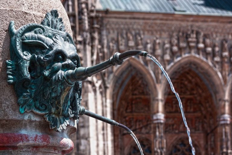 Der Löwenbrunnen in Ulm. Hier sollte die 60. BTT stattfinden.