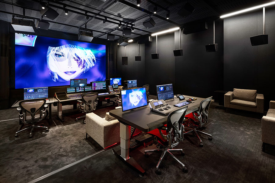 Die zum Patent angemeldete Technologie wurde erstmals mit einem Sony Crystal LED Direct View Display System auf dem Netflix Campus in Los Angeles angewendet. © Adrian Tiemens