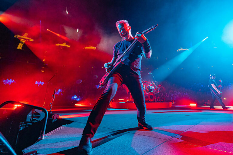 James Hetfield: Seit vielen Jahrzehnten mit Metallica und Meyer Sound am rocken. © Ralph Larmann