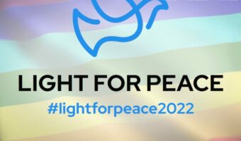 Nie wieder Krieg: #lightforpeace2022 leuchtet für den Frieden