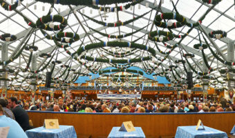 Beleuchter entdeckt als Einziger Wiesn-Experiment