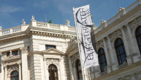 Riedel: Artist und Bolero im Wiener Burgtheater