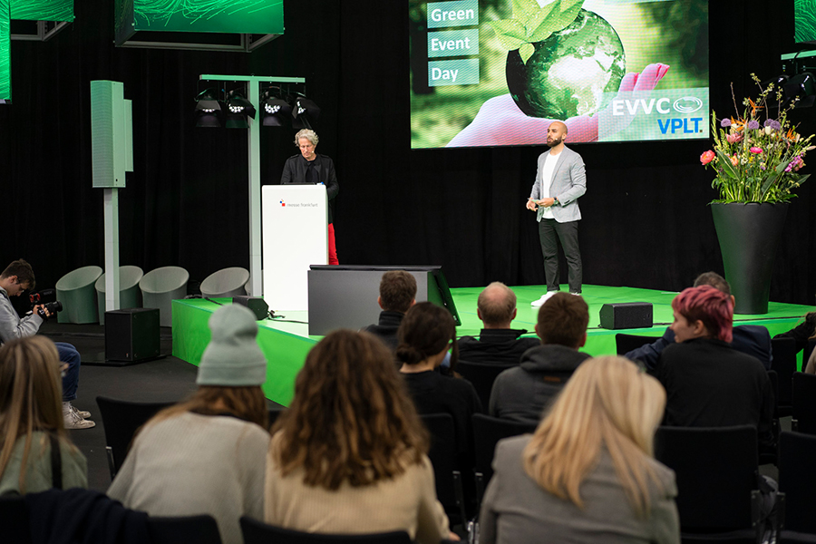 Der Europäische Verband der Veranstaltungs-Centren e.V. (EVVC) veranstaltet tägliche Green Sessions auf der Main Stage in Halle 11.0 © Messe Frankfurt / Robin Kirchner
