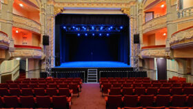 NEXO GEO M10-Soundsystem im historischen  Tivoli Theatre