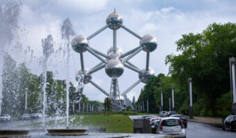 IS-Serie von dBTechnologies im Kugelrestaurant im Atomium in Brüssel