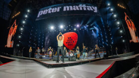 FOLLOW-ME behält Peter Maffay auf dessen Abschiedstour im Blick