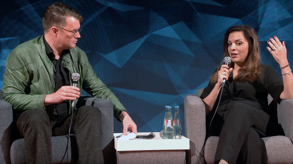 Mira Wölfel, Show Directress der Prolight + Sound, im Gespräch mit Markus Wilmsmann