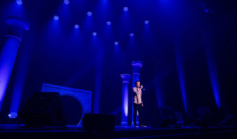 Effizient: 35 GLP X5 IP Maxx ersetzen 200 PAR-Kannen im Proctors Theatre