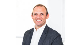 ioversal verstärkt Vertriebsteam mit Branchenexperte Mike Steinbrecher