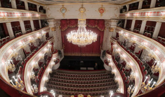 Theater Regensburg setzt auf ETC Halcyon Silent-Scheinwerfer