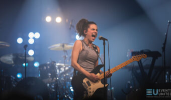 Fitz and the Tantrums beleuchtet mit CHAUVET Professional