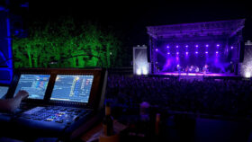 Haldern Pop mit Zeo-Scheinwerfer und Hog-Konsolen