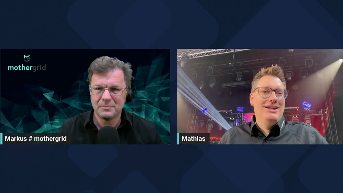 Mathias Burger von Elation Europe (rechts) im Interview mit Markus Wilmsmann von mothergrid.