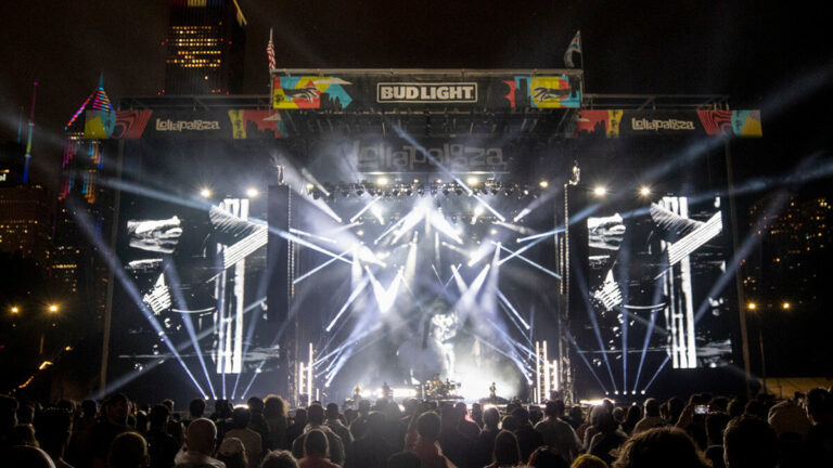 CHAUVET Professional