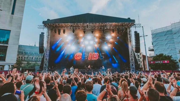 The Cribs